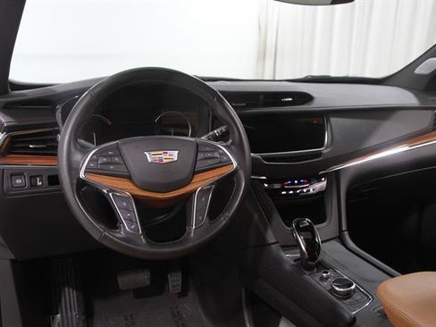Used 2024 Cadillac XT5 Premium Luxury w/ LPO, Floor Liner Package AWD/4WD image 6