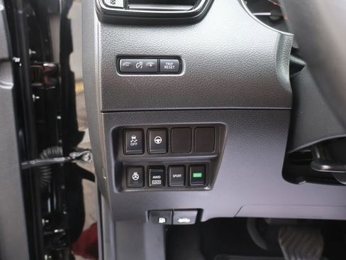 Used 2022 Nissan Rogue Sport SL AWD/4WD image 23