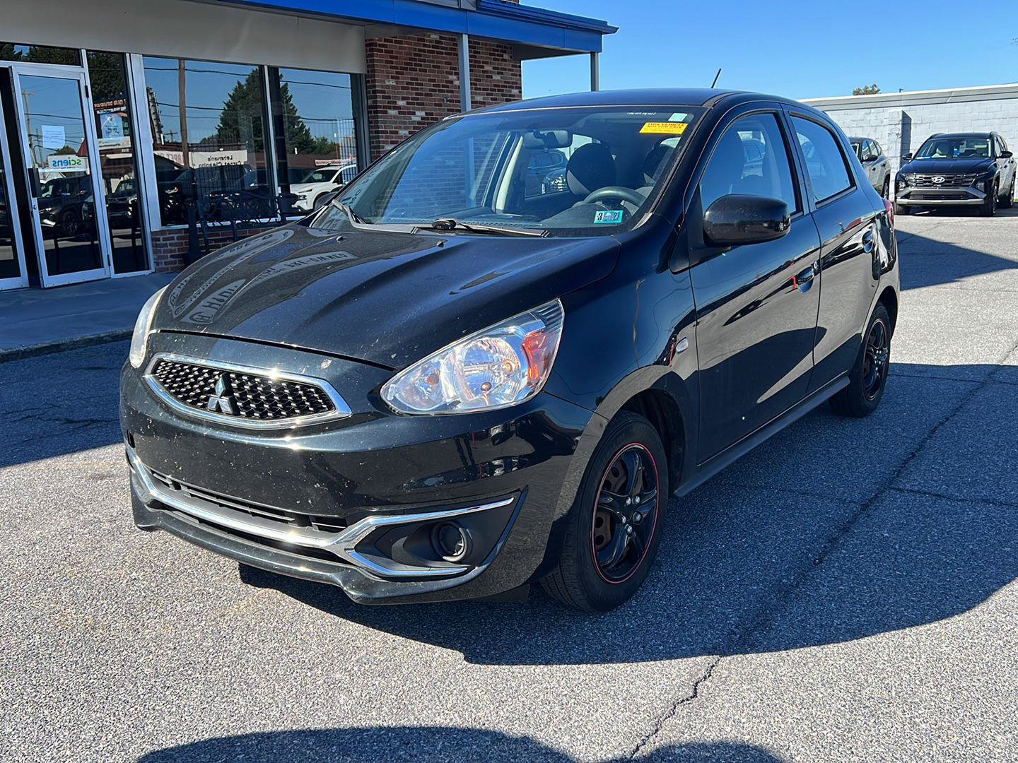 Used 2019 Mitsubishi Mirage ES FWD image 1