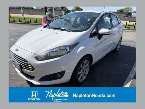 Used 2015 Ford Fiesta SE w/ Equipment Group 201A FWD image 1