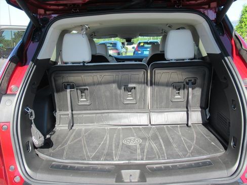 Used 2023 Buick Enclave Premium image 30