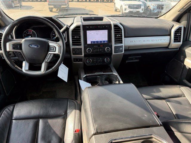 Used 2020 Ford F350 Lariat w/ Lariat Value Package AWD/4WD image 16