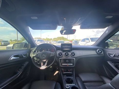 Used 2019 Mercedes-Benz GLA 250 image 5