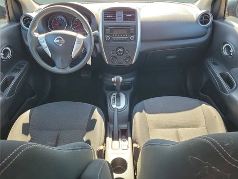 Used 2015 Nissan Versa SV image 13