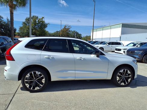 New 2026 Volvo XC60 B5 Plus w/ Protection Package Premier image 8