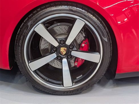 Certified 2022 Porsche 911 Targa 4S w/ Premium Package image 14