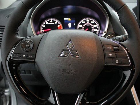 New 2026 Mitsubishi Eclipse Cross SE image 8