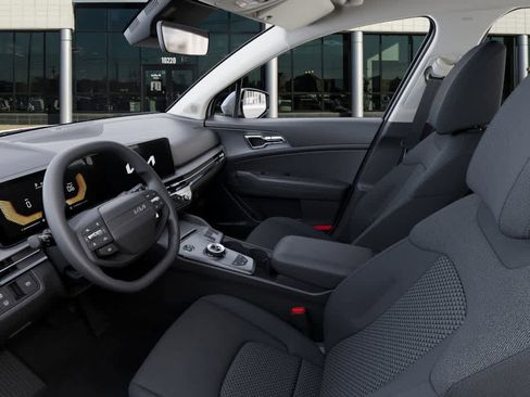 New 2026 Kia Sportage LX image 17