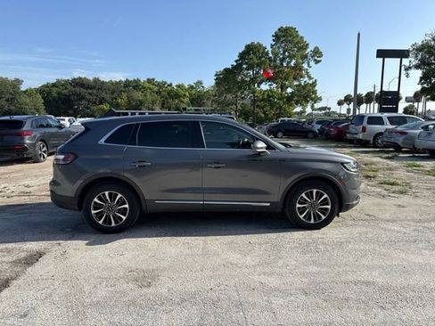 Used 2021 Lincoln Nautilus Reserve FWD image 20