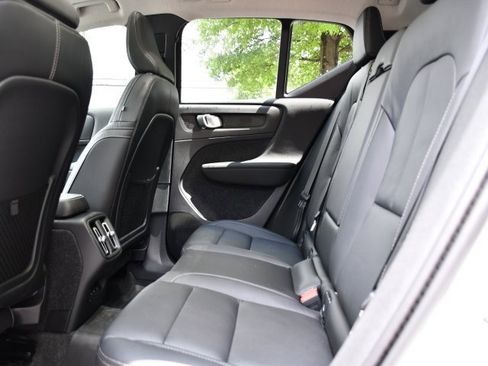 New 2025 Volvo XC40 B5 Plus w/ Protection Package Premier image 16