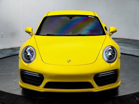 Used 2018 Porsche 911 Turbo S image 31