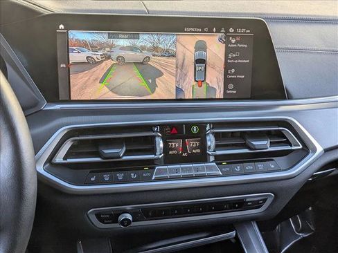 Used 2021 BMW X5 xDrive40i w/ Premium Package image 13