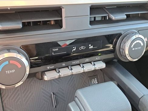 Used 2026 Toyota Tacoma SR image 23