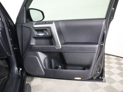 Used 2022 Toyota 4Runner TRD Sport image 25