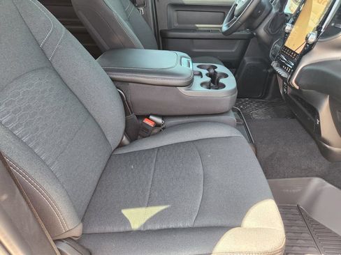New 2026 RAM 2500 Tradesman AWD/4WD image 10