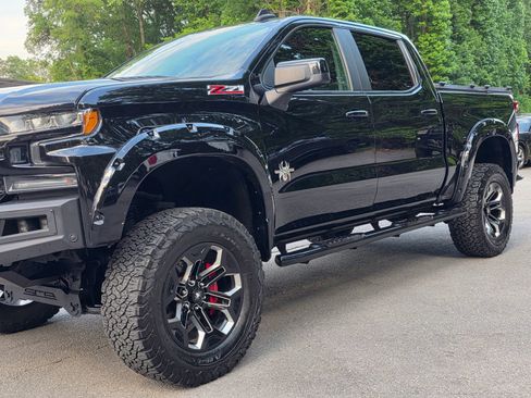 Used 2019 Chevrolet Silverado 1500 RST w/ All-Star Edition AWD/4WD image 3