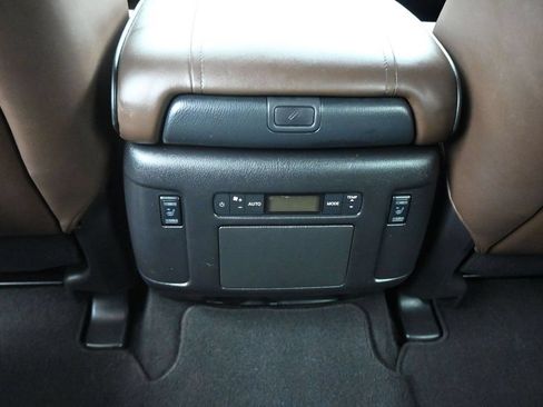 Used 2021 Nissan Armada Platinum w/ Captain's Chairs Package RWD image 15