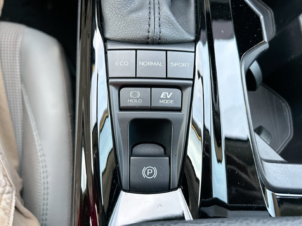 Certified 2025 Toyota Camry XLE FWD image 35
