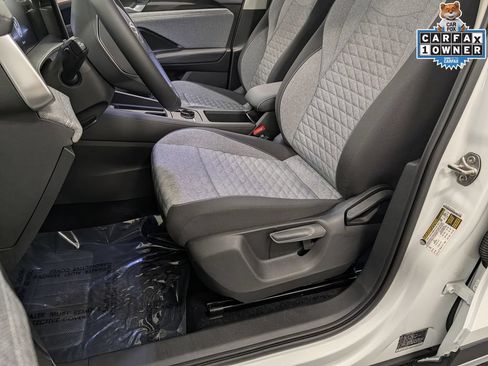 Used 2025 Volkswagen Tiguan S AWD/4WD image 10