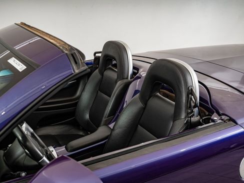 Used 2004 Chevrolet SSR w/ Preferred Equipment Group image 16