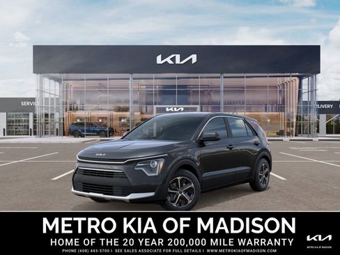 New 2026 Kia Niro LX image 1