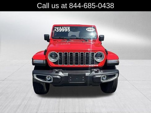 Certified 2025 Jeep Wrangler Unlimited Sahara w/ Safety Group AWD/4WD image 2