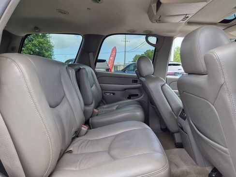Used 2005 Chevrolet Tahoe Z71 w/ Preferred Equipment Group AWD/4WD image 33