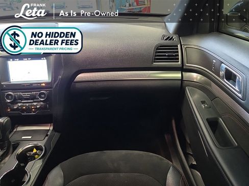 Used 2018 Ford Explorer XLT w/ Equipment Group 202A AWD/4WD image 20