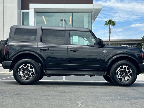 New 2026 Ford Bronco Outer Banks AWD/4WD image 2