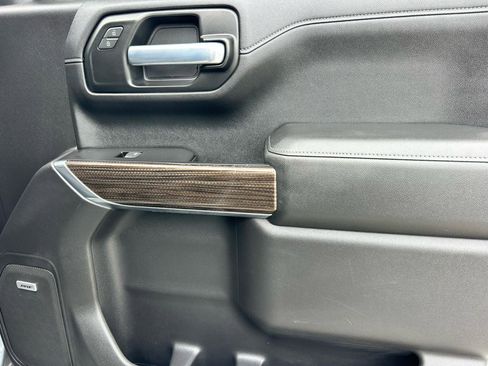 Used 2020 Chevrolet Silverado 1500 RST w/ All-Star Edition image 11