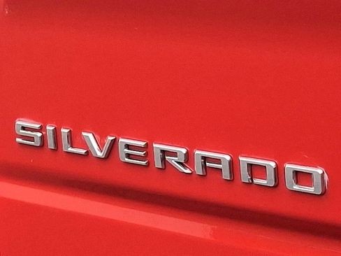 Used 2023 Chevrolet Silverado 1500 LT image 29