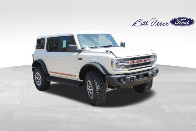 New 2026 Ford Bronco Outer Banks w/ Sasquatch Package AWD/4WD image 2