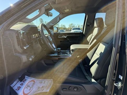 New 2026 GMC Sierra 1500 Elevation w/ Elevation Premium Package image 9