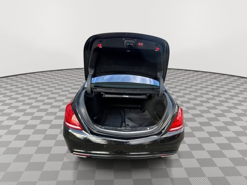 Used 2015 Mercedes-Benz S 550 4MATIC Sedan w/ Sport Package image 21