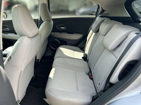 Used 2020 Honda HR-V EX image 23
