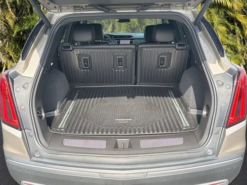 Used 2023 Cadillac XT5 Premium Luxury w/ LPO, Floor Liner Package AWD/4WD image 28