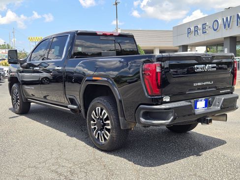 Used 2026 GMC Sierra 2500 Denali Ultimate AWD/4WD image 10
