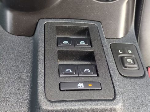 Used 2022 Ford Bronco Black Diamond image 25