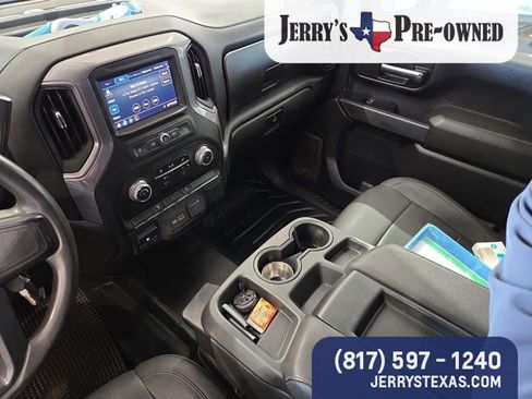 Used 2023 GMC Sierra 3500 Pro w/ Convenience Package image 11