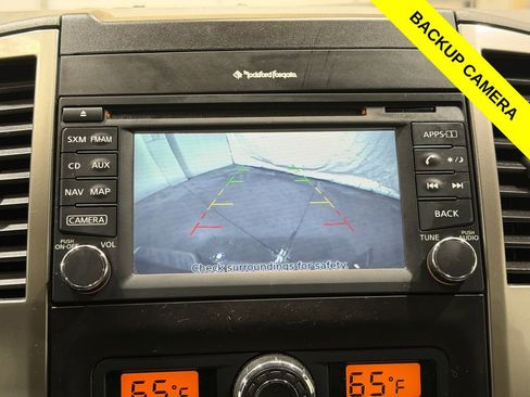 Used 2016 Nissan Frontier SL RWD image 3