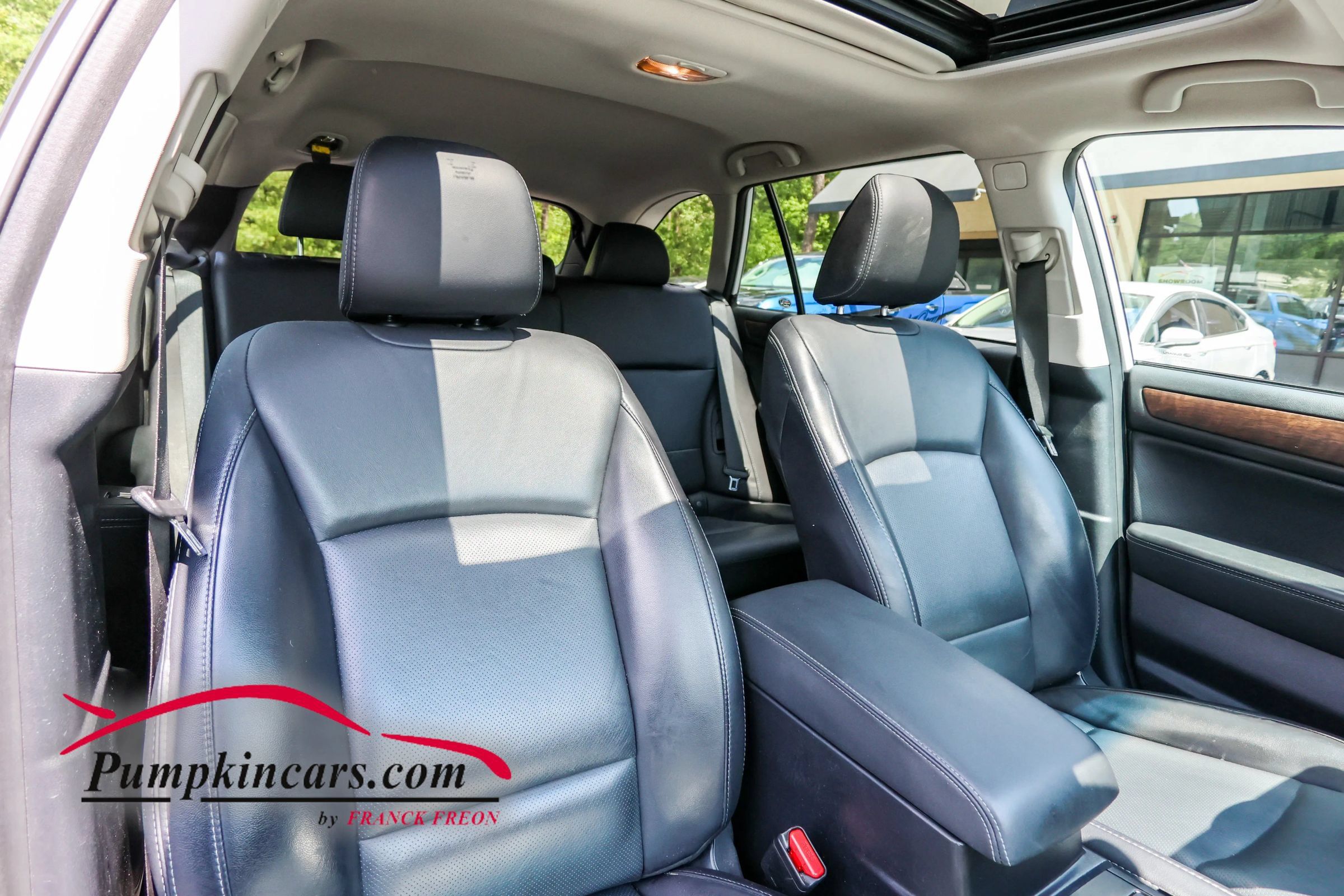 Used 2017 Subaru Outback 2.5i Limited AWD/4WD image 23