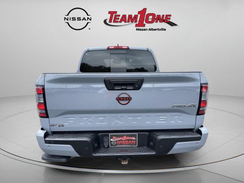 Used 2023 Nissan Frontier PRO-4X w/ Pro-4X Premium Package AWD/4WD image 7
