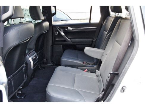 Used 2023 Lexus GX 460 Premium AWD/4WD image 10