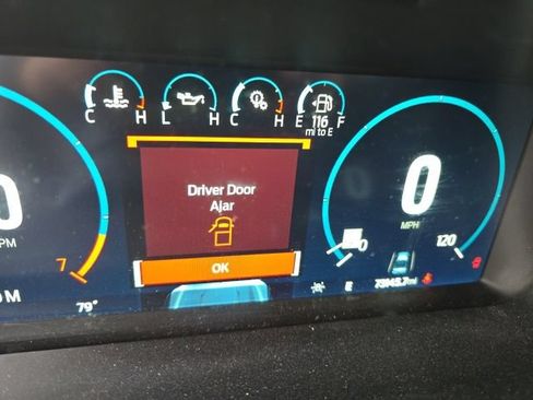 Used 2021 Ford F150 Lariat w/ Equipment Group 502A High AWD/4WD image 15