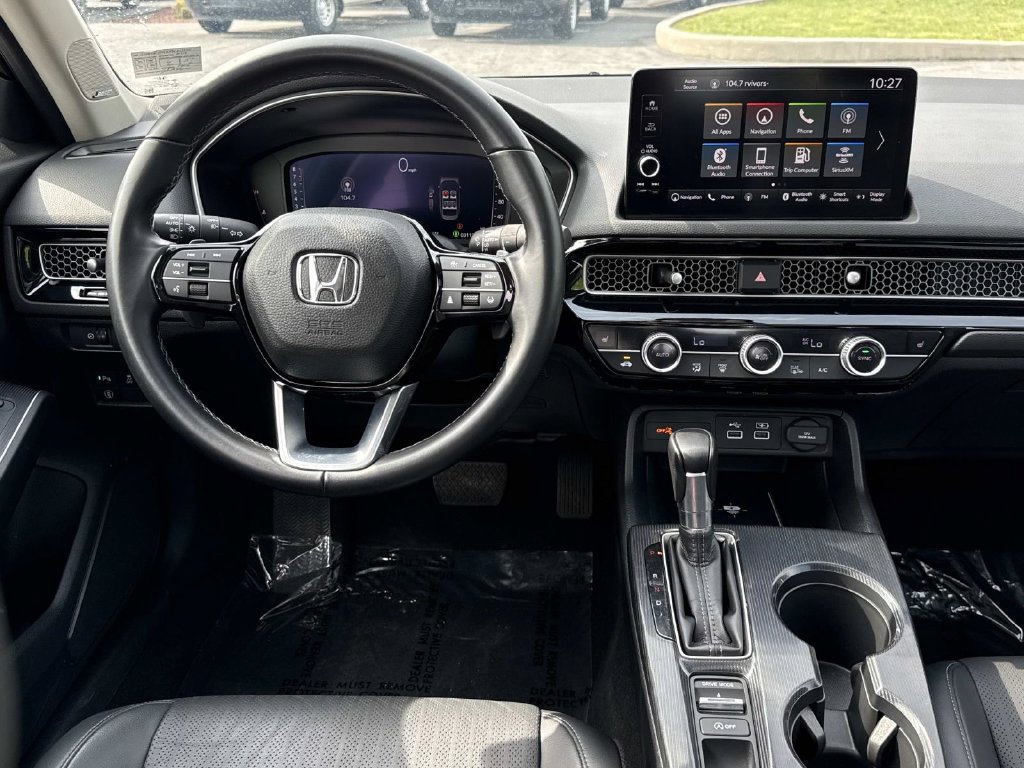 Used 2023 Honda Civic Touring image 3