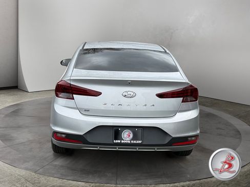 Used 2020 Hyundai Elantra SE image 6