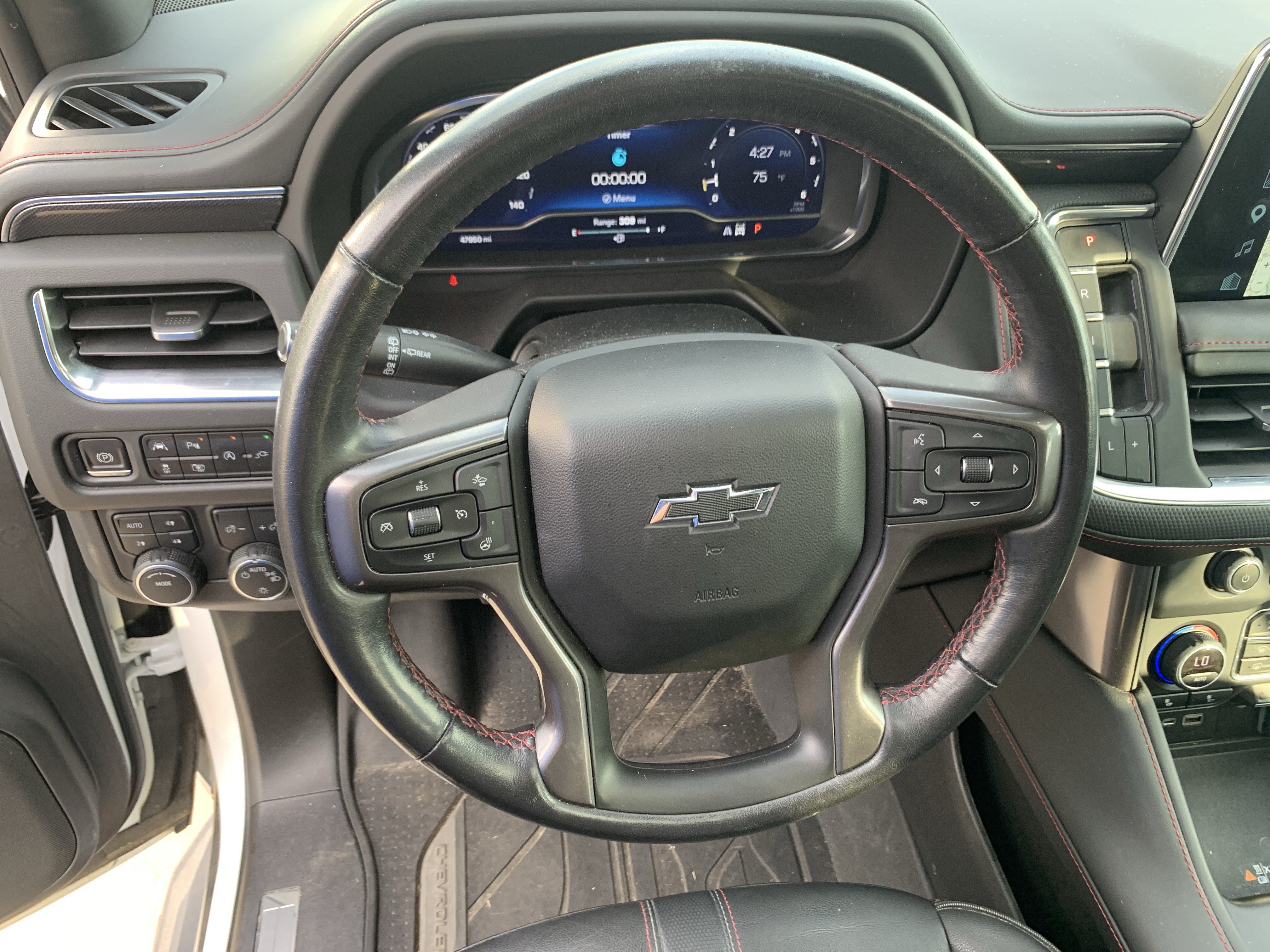Used 2022 Chevrolet Tahoe RST w/ Luxury Package AWD/4WD image 18