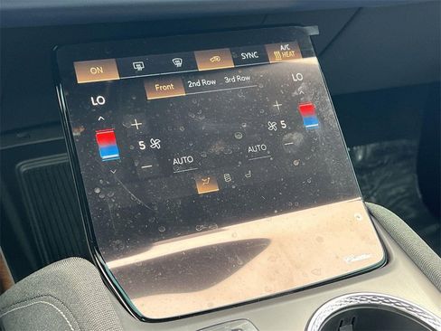 New 2026 Cadillac Vistiq Premium Luxury image 21