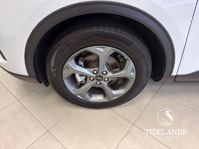 Certified 2025 Ford Escape ST-Line FWD image 32