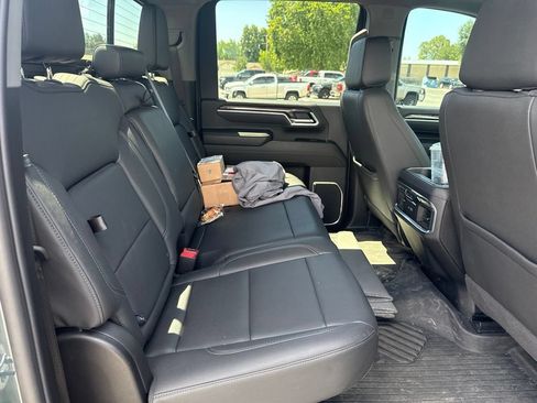 Used 2025 Chevrolet Silverado 3500 LTZ w/ LTZ Plus Package AWD/4WD image 18